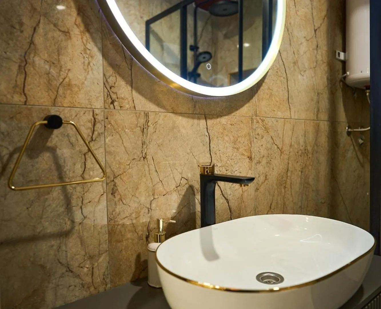 Bernard Deluxe Renovated Peaceful Old Town Gem Apartment Split