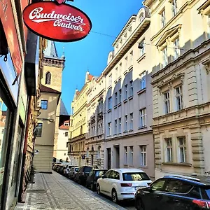 Reznicka Apartment Prague