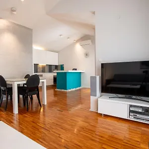  Apartment In The Heart Of