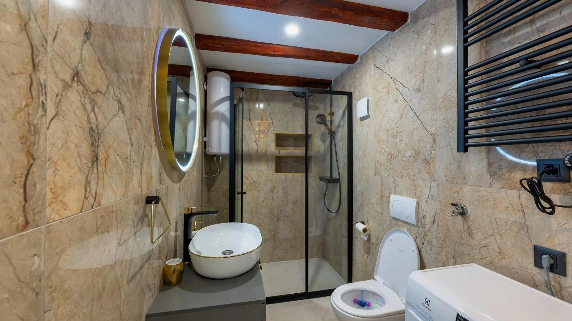 Appartamento Bernard Deluxe Renovated Peaceful Old Town Gem Spalato
